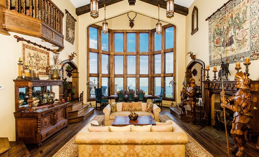 Cave mansion